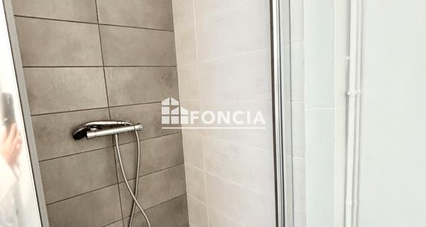 Location Appartement 4 pièces 65.5 m² - Valence 26000