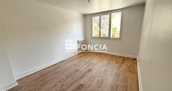 Location Appartement 4 pièces 65.5 m² - Valence 26000