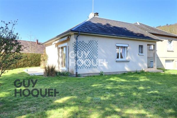 Bourg tous commerces à pied et écoles.