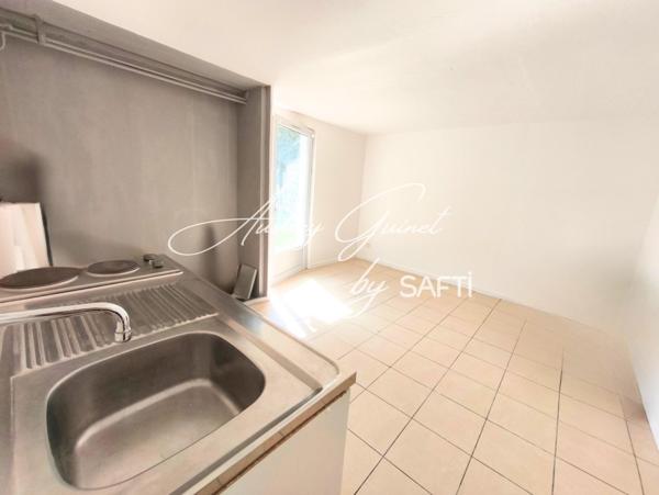 Maison avec revenus locatifs – Poitiers Ouest, au calme d’une impasse