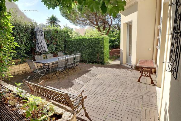 Maison 8 pièces 206 m2