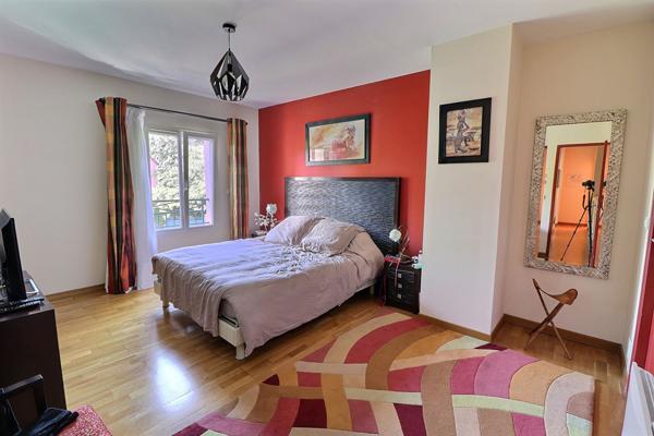 Maison 8 pièces 206 m2