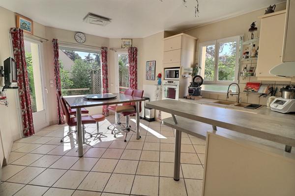 Maison 8 pièces 206 m2