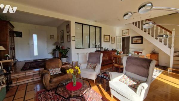 BELLE MAISON DE 117 M²-4 CHAMBRES