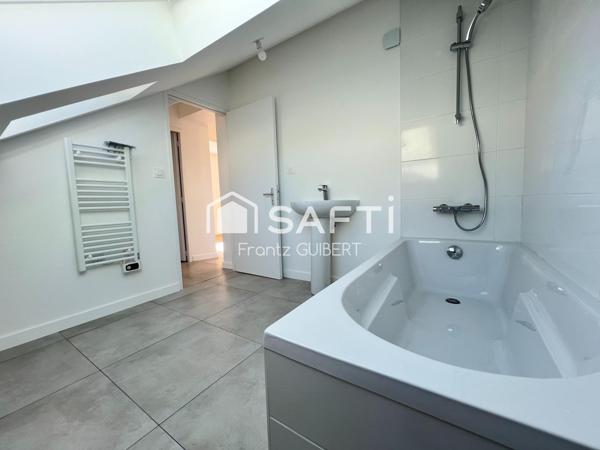 Vue mer, maison rénovée avec suite parentale