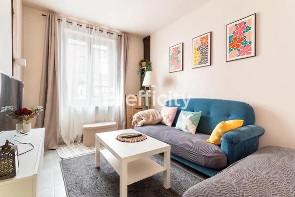 Maison
         4 pièces
        - 71 m² 132 000 € *