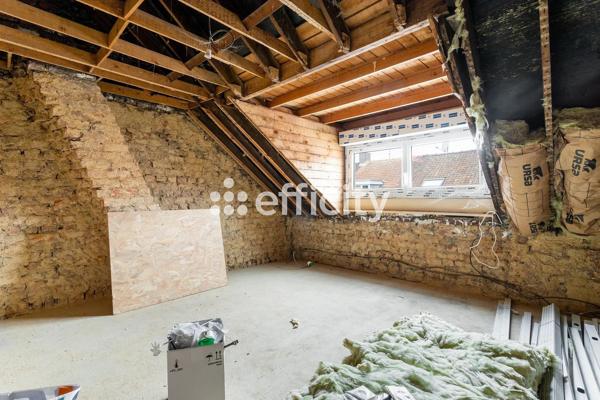 Maison
         4 pièces
        - 71 m² 132 000 € *