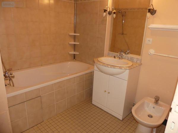 Appartement à vendre à Bourges dans le Cher (18000), ref : 18004-4206