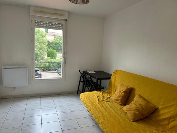 Aix-en-Provence (13090) A Louer - Studio avec place de parking privée