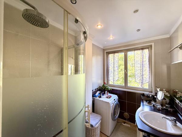 Drancy (93700) 4 Pièces avec cave, parking en centre-ville