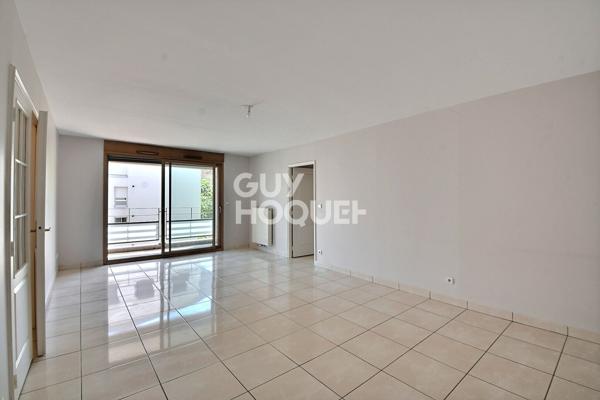Magnifique Appartement T5 de 107 m² , Traversant & Lumineux, Étage Élevé, Garage inclus, Proche Montchat , Villeurbanne (69100)