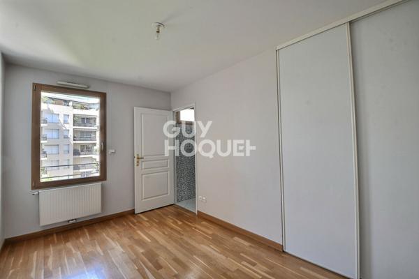 Magnifique Appartement T5 de 107 m² , Traversant & Lumineux, Étage Élevé, Garage inclus, Proche Montchat , Villeurbanne (69100)