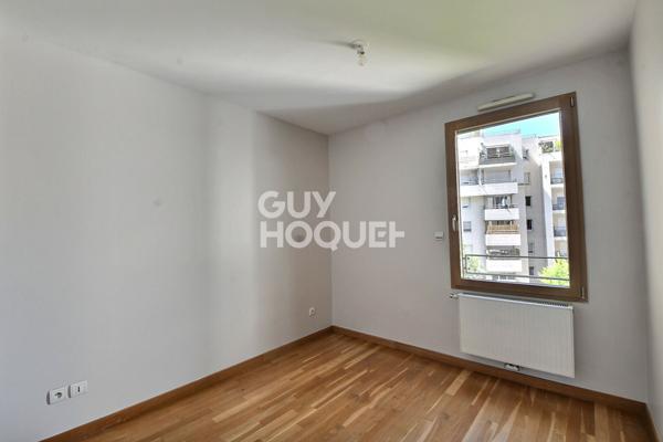 Magnifique Appartement T5 de 107 m² , Traversant & Lumineux, Étage Élevé, Garage inclus, Proche Montchat , Villeurbanne (69100)