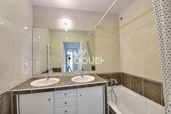 Magnifique Appartement T5 de 107 m² , Traversant & Lumineux, Étage Élevé, Garage inclus, Proche Montchat , Villeurbanne (69100)