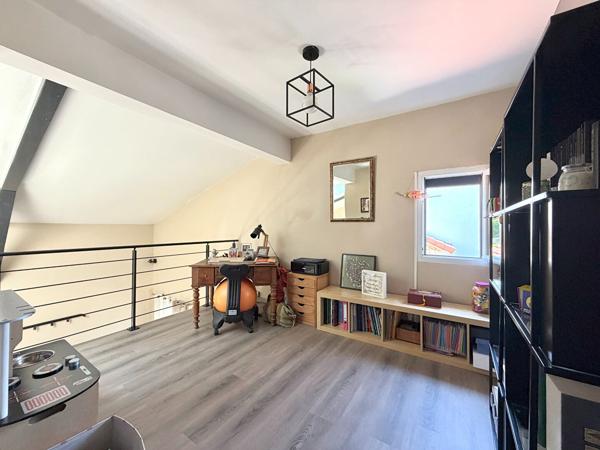Maison familiale entièrement rénovée - 145 m² - Saint-Étienne