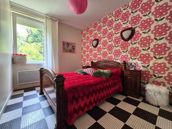 PROPRIETE DE PRES DE 3 HECTAIRES A QQES KM DE LA FLECHE