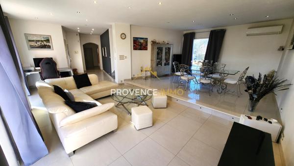 Marignane (13700) EXCLUSIVITE MARIGNANE !!!! Villa standing de 180 m2 sur 1953 m2 de terrain PISCINABLE
