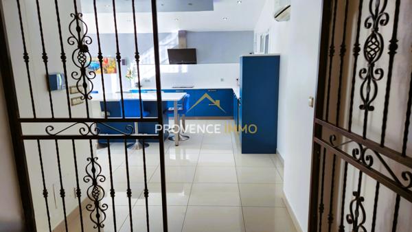 Marignane (13700) EXCLUSIVITE MARIGNANE !!!! Villa standing de 180 m2 sur 1953 m2 de terrain PISCINABLE