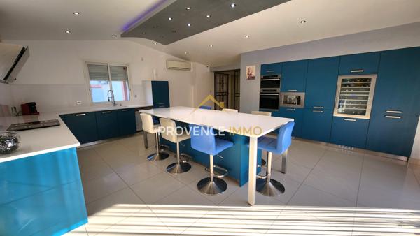 Marignane (13700) EXCLUSIVITE MARIGNANE !!!! Villa standing de 180 m2 sur 1953 m2 de terrain PISCINABLE