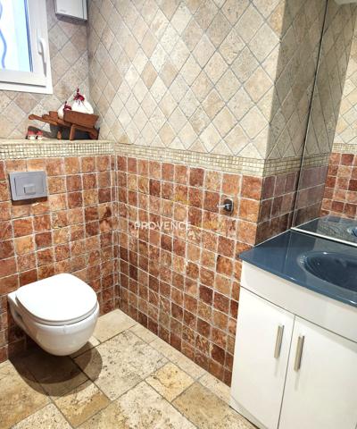 Marignane (13700) EXCLUSIVITE MARIGNANE !!!! Villa standing de 180 m2 sur 1953 m2 de terrain PISCINABLE