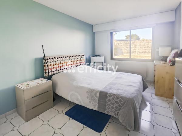 Maison
         5 pièces
        - 131 m² 395 000 € *