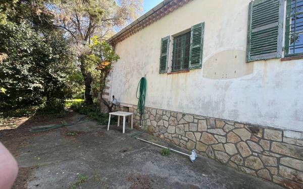 Maison à vendre    3 pièces • 78,60 m2 Antibes