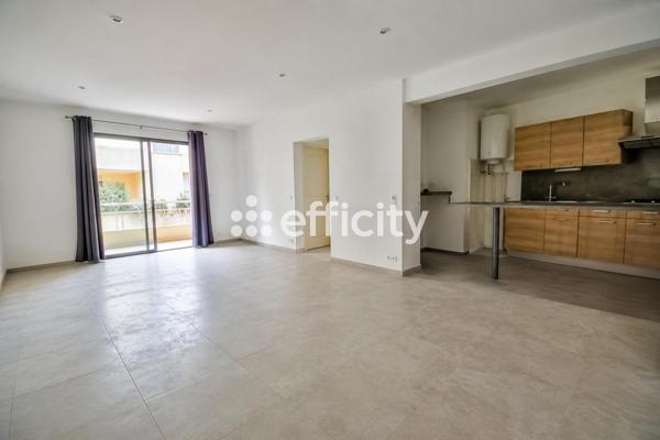 Appartement
         3 pièces
        - 61 m² Exclusivité 300 000 € *