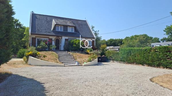 SARZEAU Maison 9 pièces 195 m²