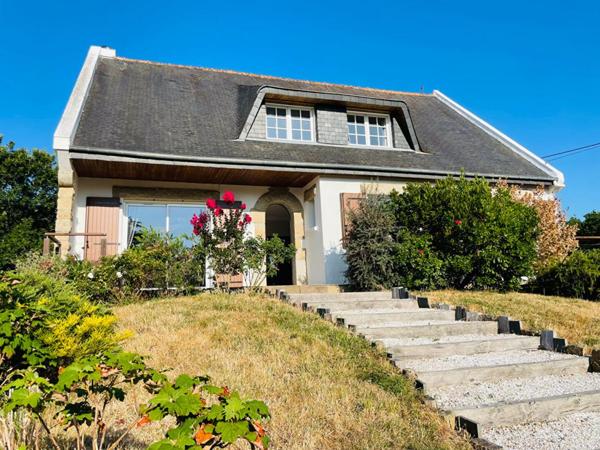 SARZEAU Maison 9 pièces 195 m²