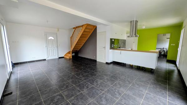 Pleuven (29170) Maison récente, lumineuse et paisible, construite en 2013