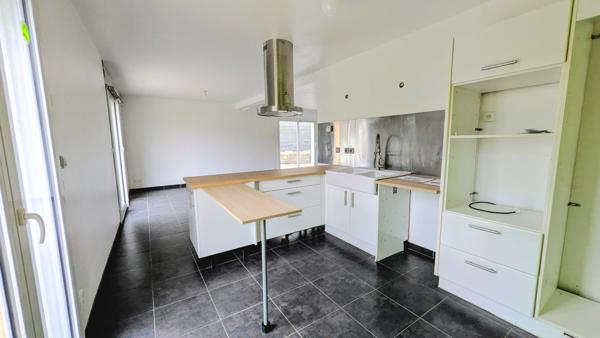 Pleuven (29170) Maison récente, lumineuse et paisible, construite en 2013