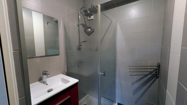 Pleuven (29170) Maison récente, lumineuse et paisible, construite en 2013