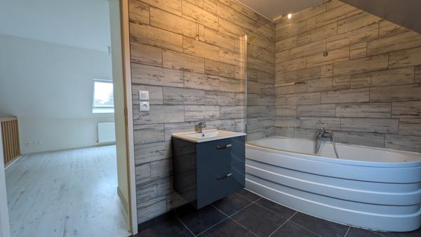 Pleuven (29170) Maison récente, lumineuse et paisible, construite en 2013