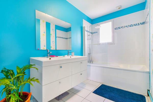 Maison récente 4 chambres