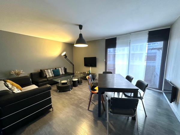 Appartement à louer    1 pièce • 57 m2 La Seyne-sur-Mer