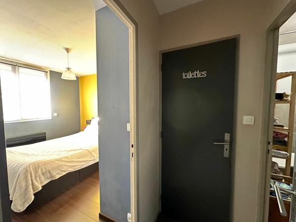 Appartement à louer    1 pièce • 57 m2 La Seyne-sur-Mer