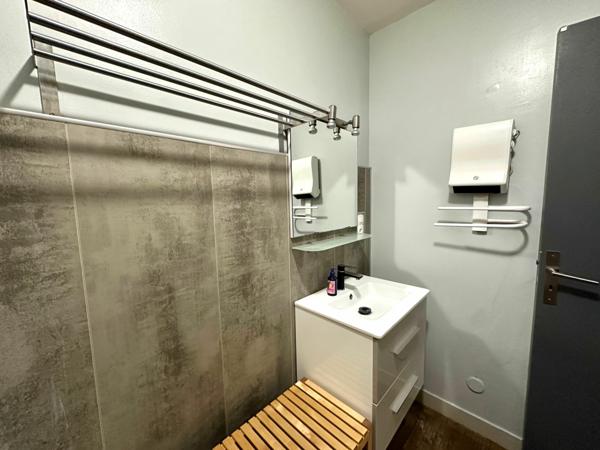 Appartement à louer    1 pièce • 57 m2 La Seyne-sur-Mer