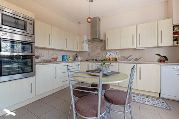 Maison à vendre |  Mézières-sur-Issoire |  6 pièces | 115 m²