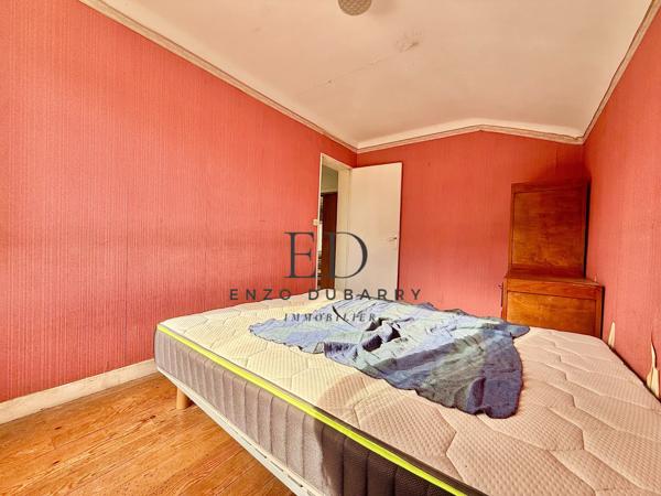 Maison
         4 pièces
        - 87 m² 388 500 € *