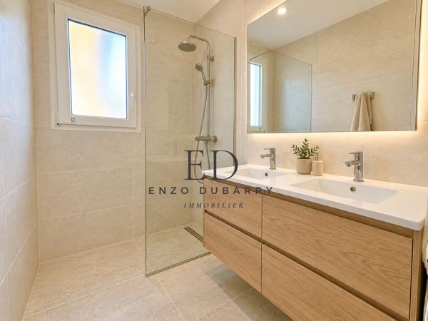 Maison
         4 pièces
        - 87 m² 388 500 € *