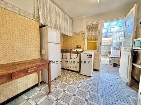 Maison
         4 pièces
        - 87 m² 388 500 € *