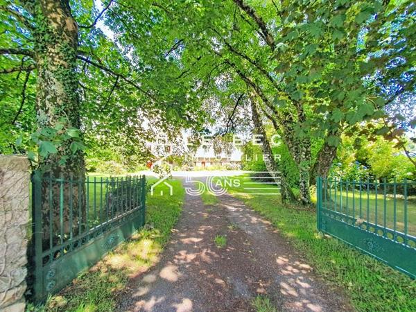 LANGUIDIC : Longère de 177 m² située sur un terrain de 2 144 m²