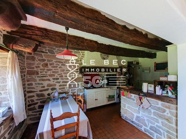 LANGUIDIC : Longère de 177 m² située sur un terrain de 2 144 m²