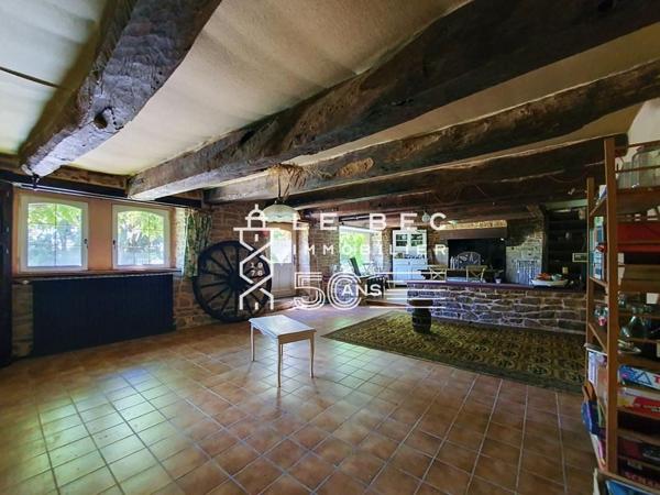 LANGUIDIC : Longère de 177 m² située sur un terrain de 2 144 m²