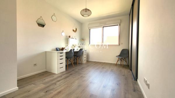 Maison 5 pièce(s) 3 chambre(s) 110.5 m²