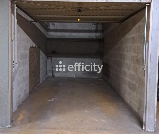 Appartement
         2 pièces
        - 58 m² 395 000 € *