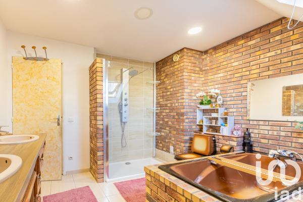 Maison à vendre 5 pièces 183 m² Viry-Châtillon