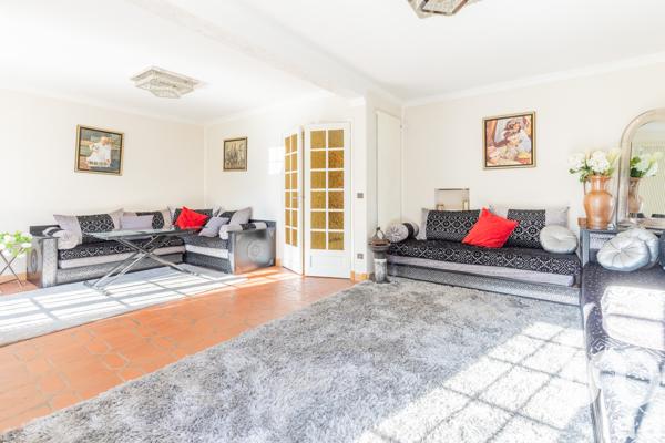 Maison à vendre 5 pièces 183 m² Viry-Châtillon