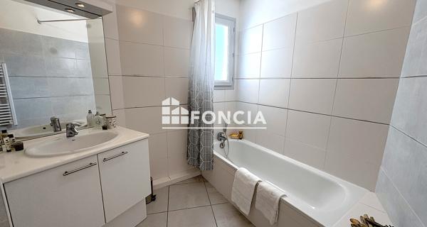 À vendre Appartement 3 pièces 70.9 m² - Saint-raphaël 83700