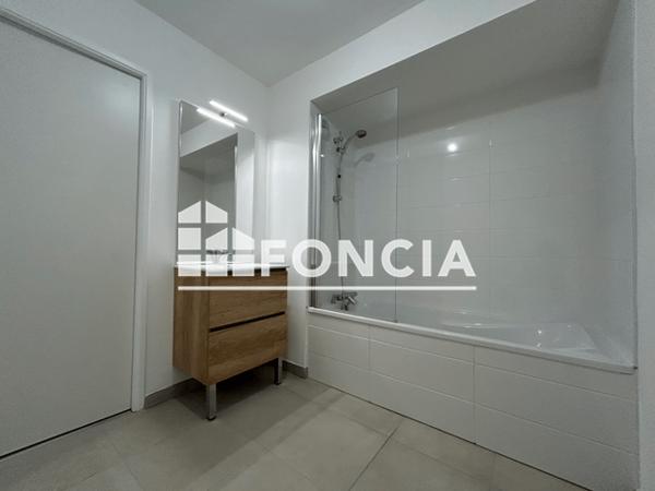 Location Appartement 3 pièces 66 m² - AVENUE DE BOLLAERT Lens 62300